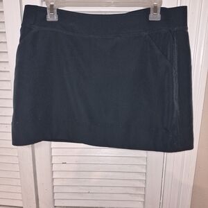 32 Degrees Black Mini Skirt with Side Pockets